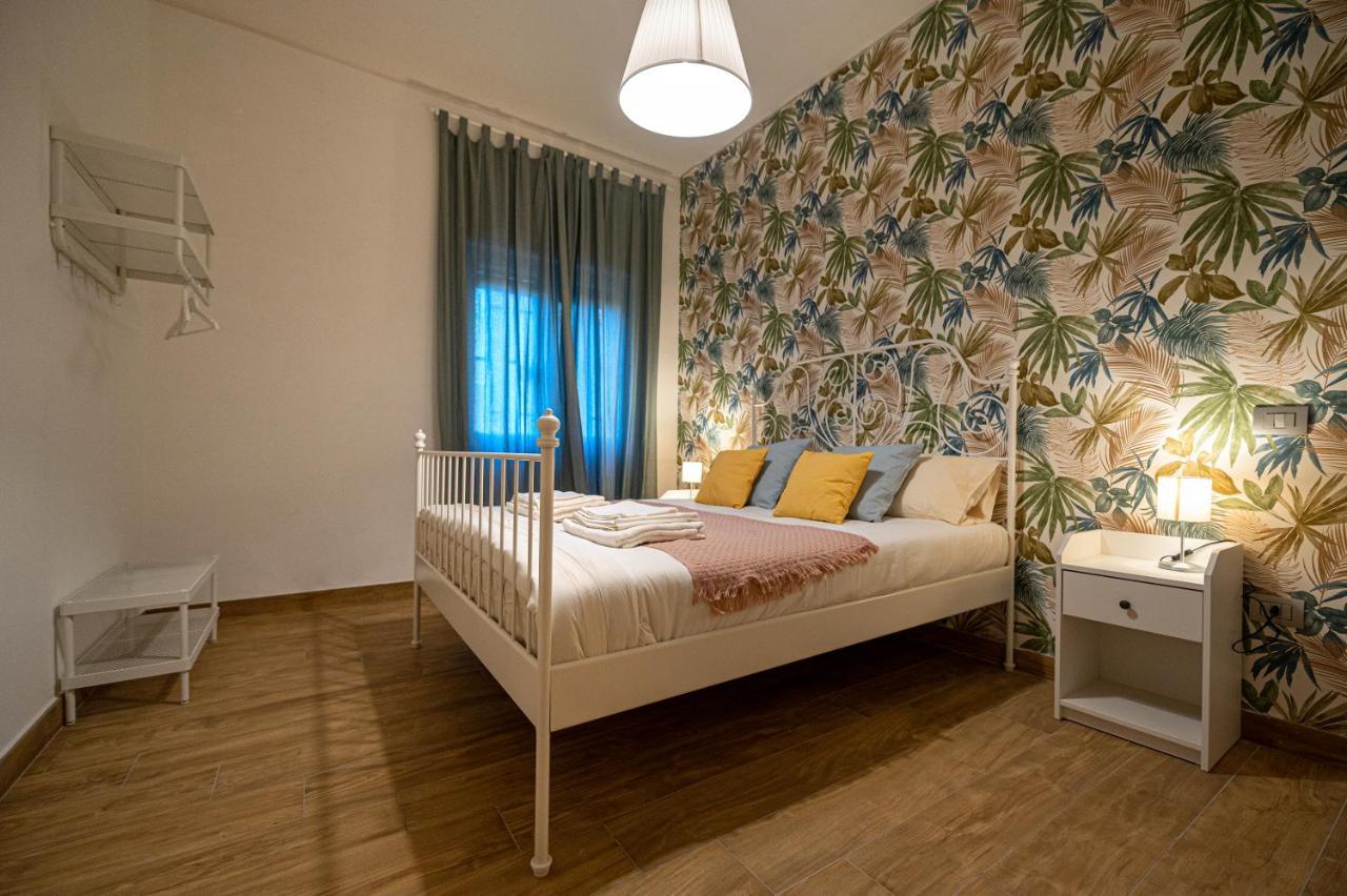 Апартаменти Casa Vacanze Partenope Неаполь Екстер'єр фото
