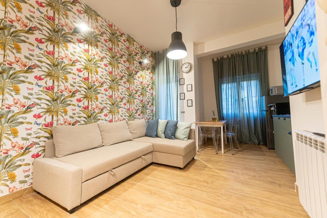 Апартаменти Casa Vacanze Partenope Неаполь Екстер'єр фото