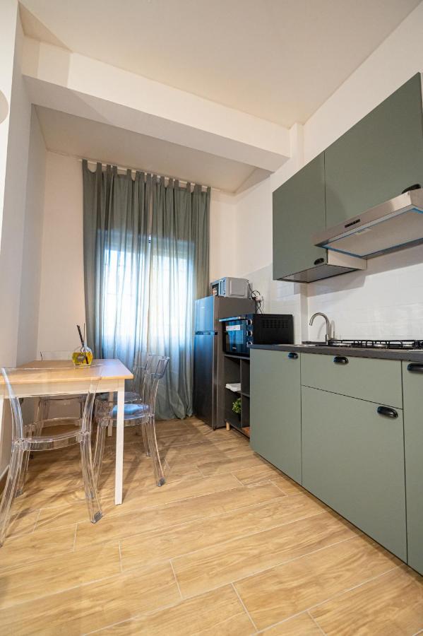Апартаменти Casa Vacanze Partenope Неаполь Екстер'єр фото